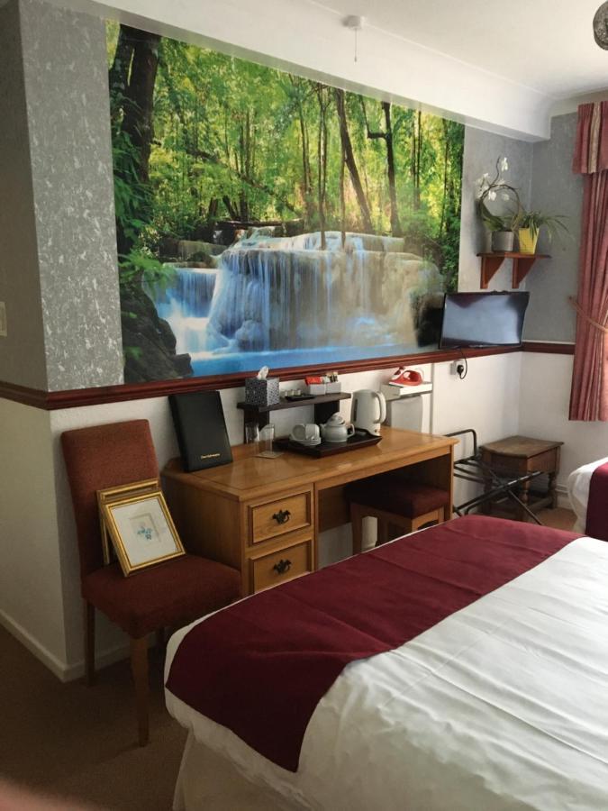 The Nyton Guesthouse Ely Ngoại thất bức ảnh
