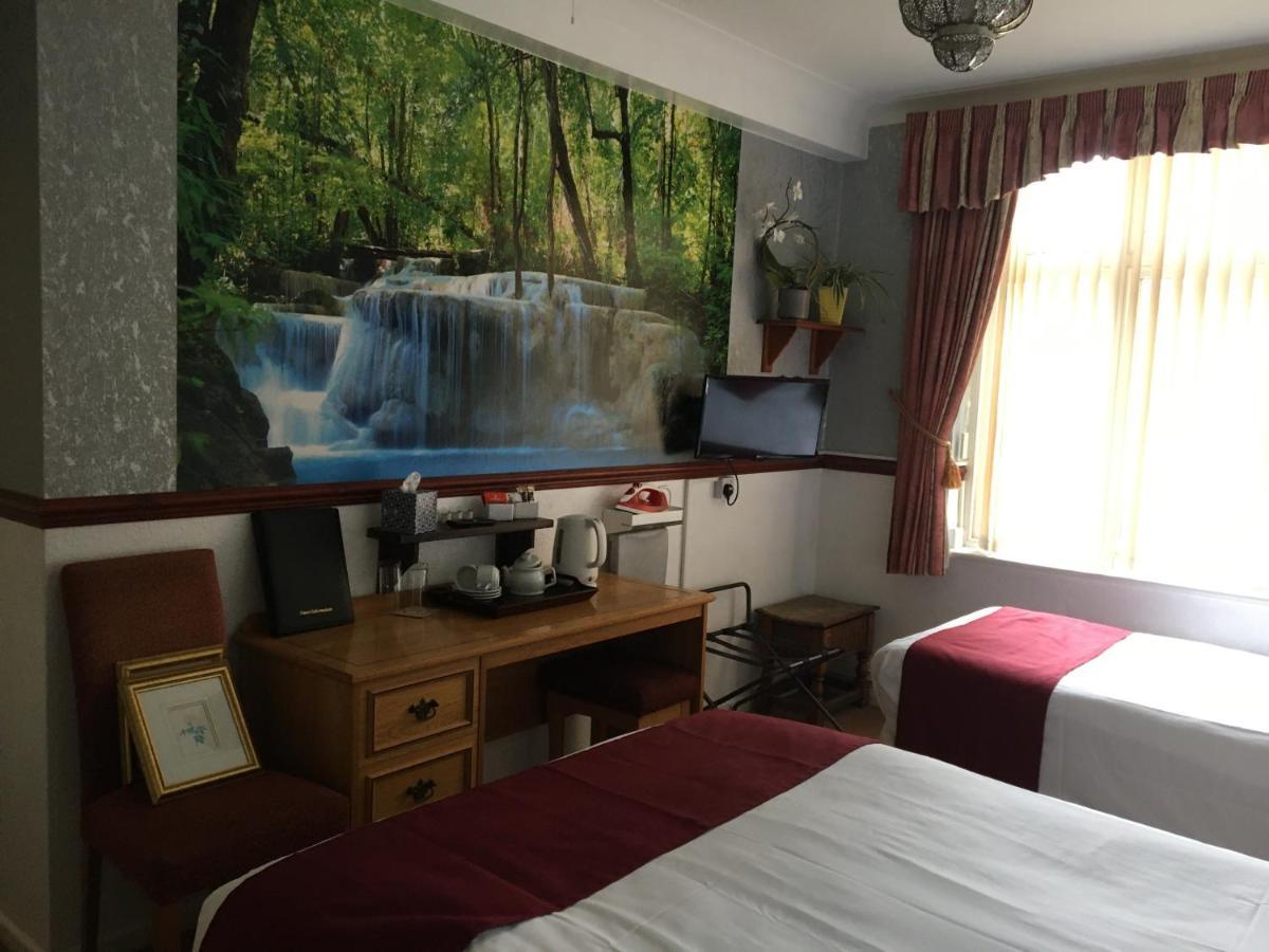 The Nyton Guesthouse Ely Ngoại thất bức ảnh
