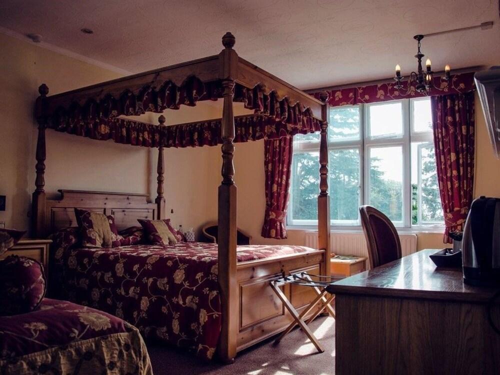 The Nyton Guesthouse Ely Ngoại thất bức ảnh